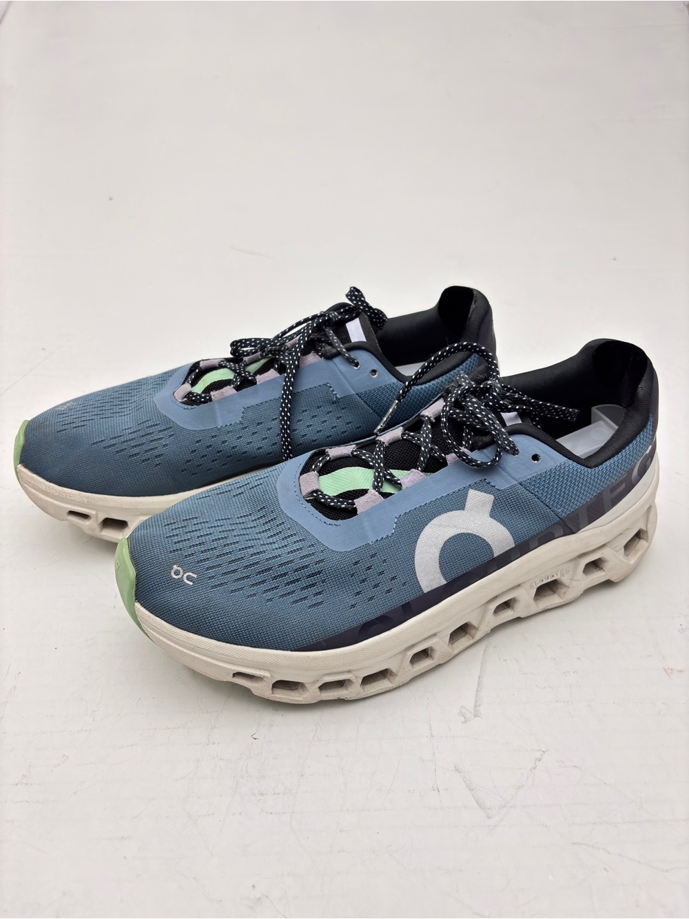 On Running Women’s On Cloud Running Shoes Blue Green Size 10